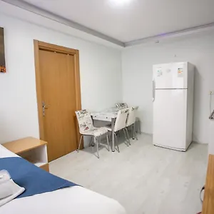 Gueven House Apartamento